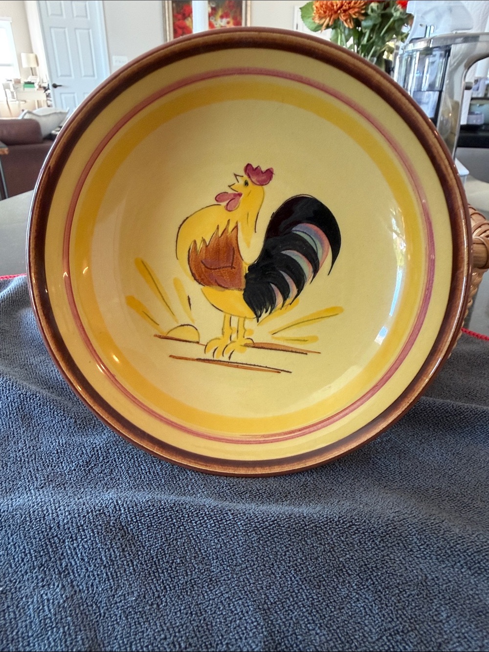 Set of 4 Stangl Yellow Rooster Pottery Bowls - Rustic Home Dining